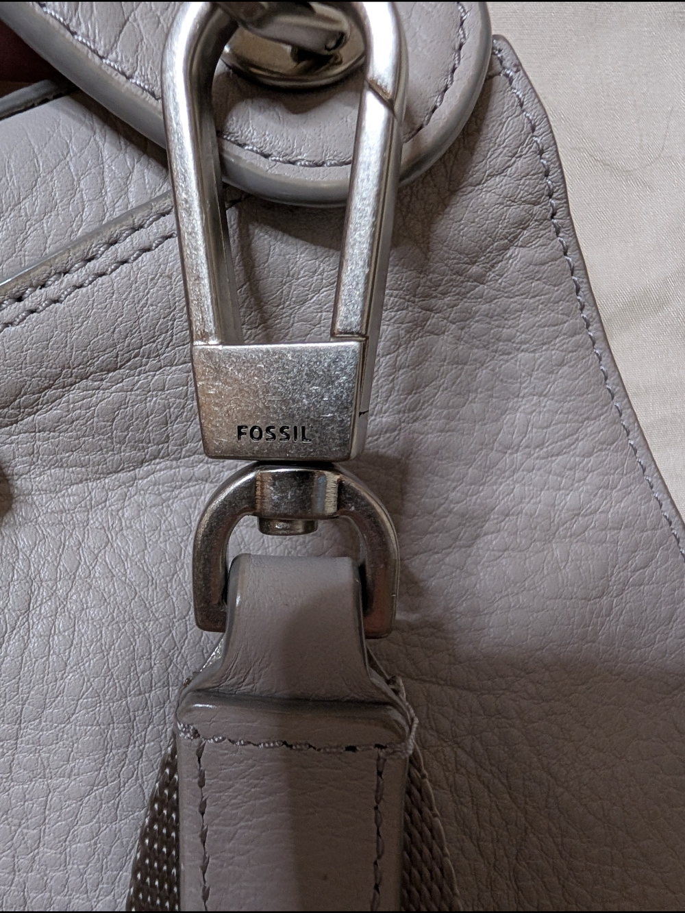 Fossil NEVER USED Women's Light Gray Leather Crossbody Bag - Picture 13 of 14